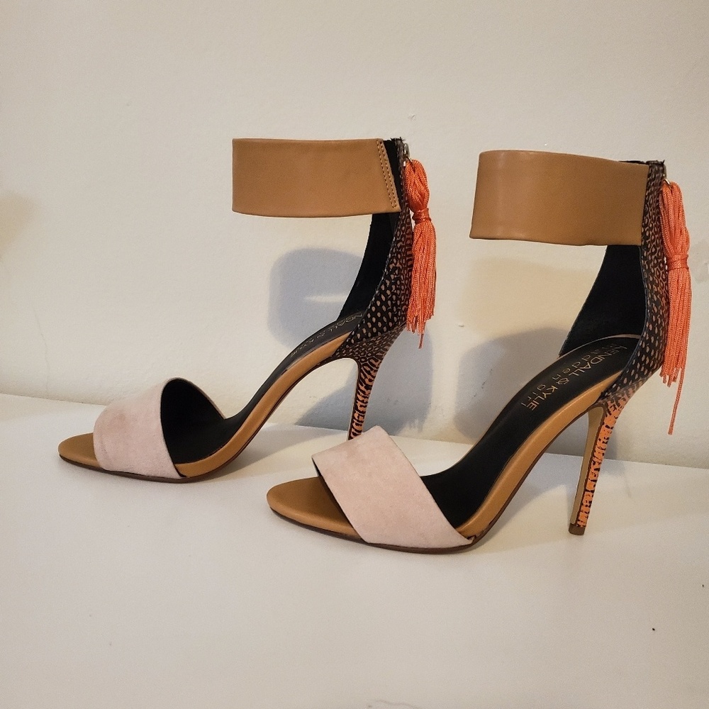 Kendall & Kylie ankle strap heel- Never worn